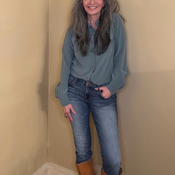 Meet your Posher, Michelle - Picture 3 of 5